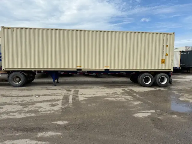 40ft Standard High Cube One Tripper delivery in Chicago